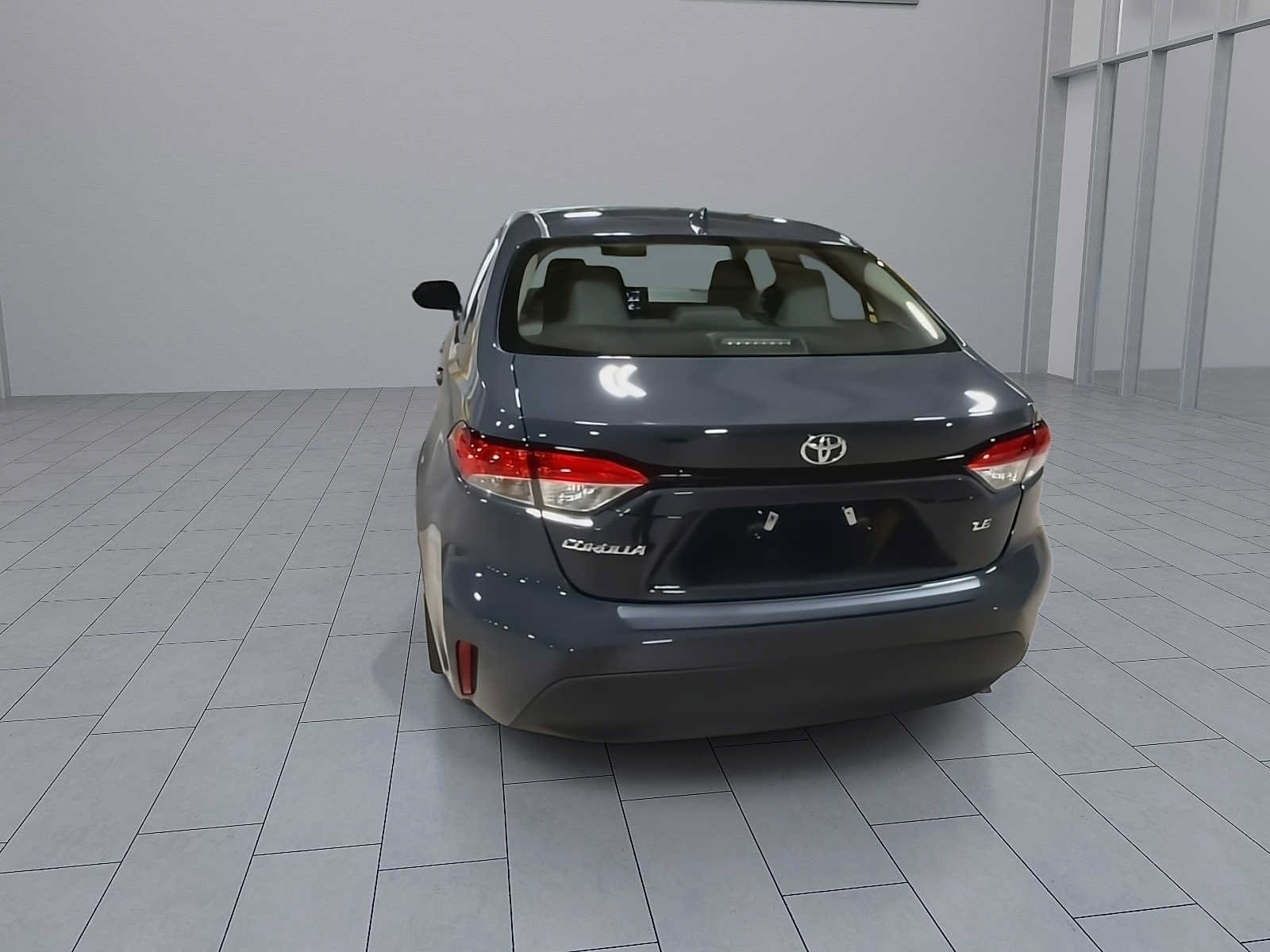 Used 2023 Toyota Corolla LE w/ Carpet Mat Package (TMS) FWD image 7