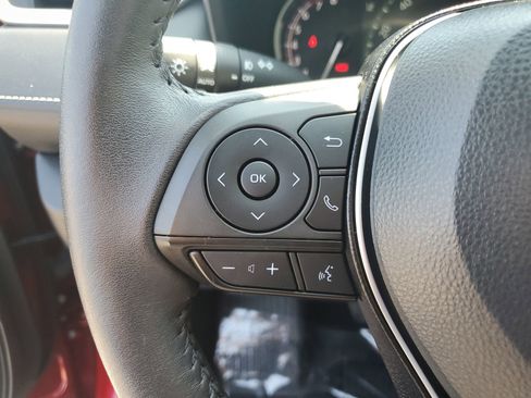 Used 2024 Toyota RAV4 XLE Premium FWD image 30