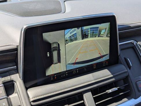 Used 2023 Chevrolet Tahoe Premier w/ Advanced Technology Package AWD/4WD image 20
