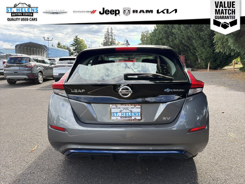 Used 2022 Nissan Leaf SV FWD image 5