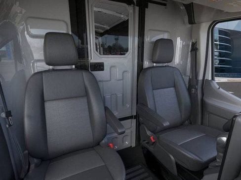 New 2026 Ford Transit 250 148 Medium Roof w/ Load Area Protection Package RWD image 10
