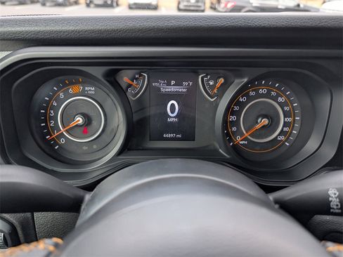 Used 2024 Jeep Wrangler Sport S image 13