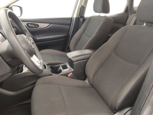 Used 2020 Nissan Rogue Sport S w/ Appearance Package FWD image 17