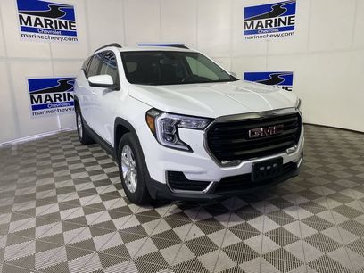 Used 2023 GMC Terrain SLE w/ Driver Convenience Package