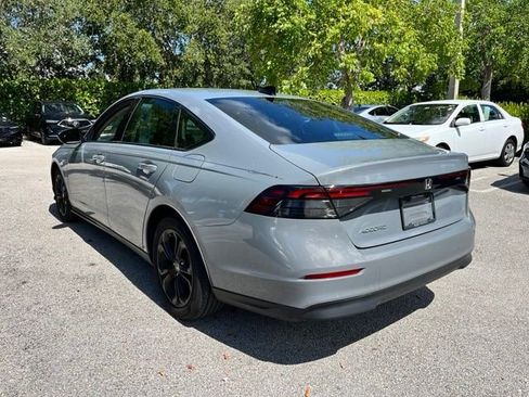 Used 2025 Honda Accord SE image 4