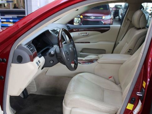 Used 2012 Lexus LS 460 w/ Luxury Value Edition RWD image 9