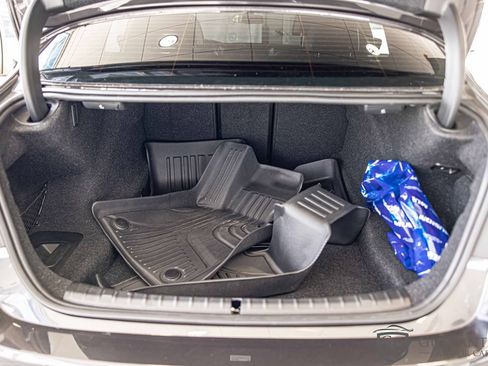 Used 2020 BMW M550i xDrive w/ Executive Package image 15