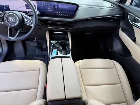 Used 2025 Buick Envision Preferred AWD/4WD image 6
