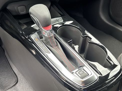 New 2026 Chevrolet Trax RS w/ Sunroof Package FWD image 19