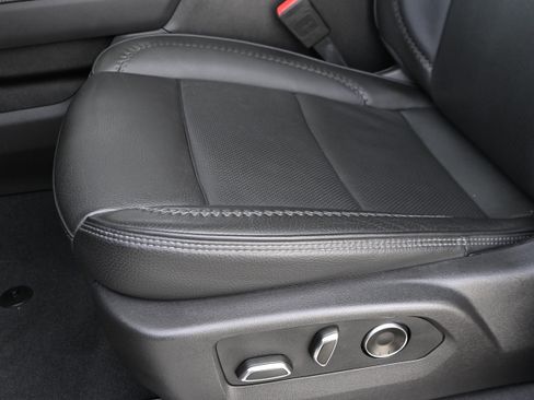 Used 2024 GMC Sierra 2500 Denali w/ Denali Reserve Package image 30