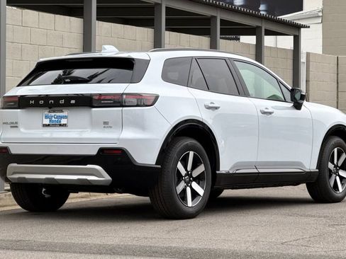 New 2026 Honda Prologue Touring image 4