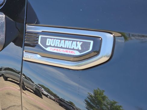 Used 2025 GMC Sierra 1500 AT4 w/ AT4 Premium Package AWD/4WD image 4