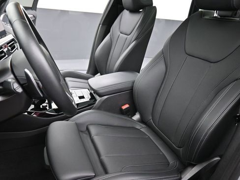 Used 2024 BMW X3 M40i AWD/4WD image 11