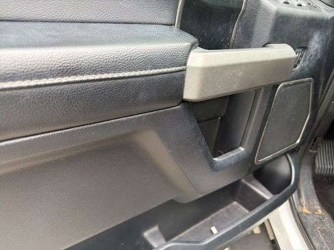 Used 2017 Ford F150 Raptor w/ Equipment Group 802A Luxury image 13