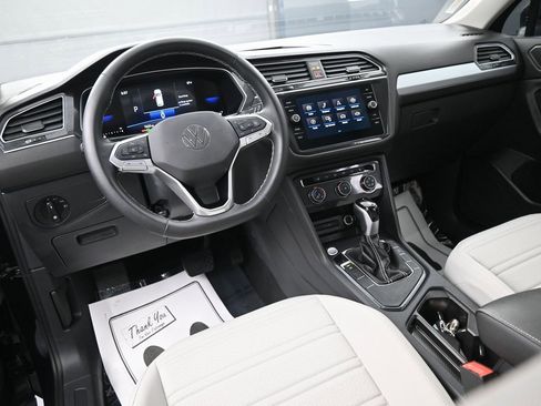Used 2024 Volkswagen Tiguan S image 15