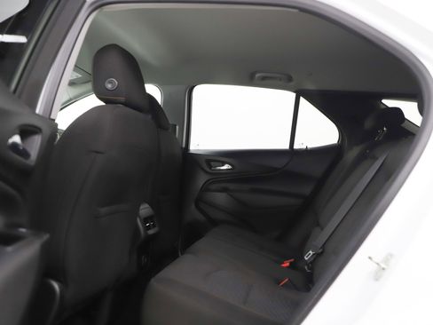 Used 2019 Chevrolet Equinox LT image 17