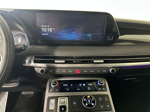 Used 2025 Hyundai Palisade Calligraphy image 21