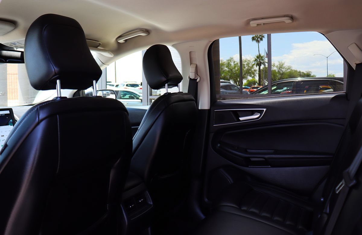 Used 2021 Ford Edge SEL w/ Cargo Accessory Package AWD/4WD image 34