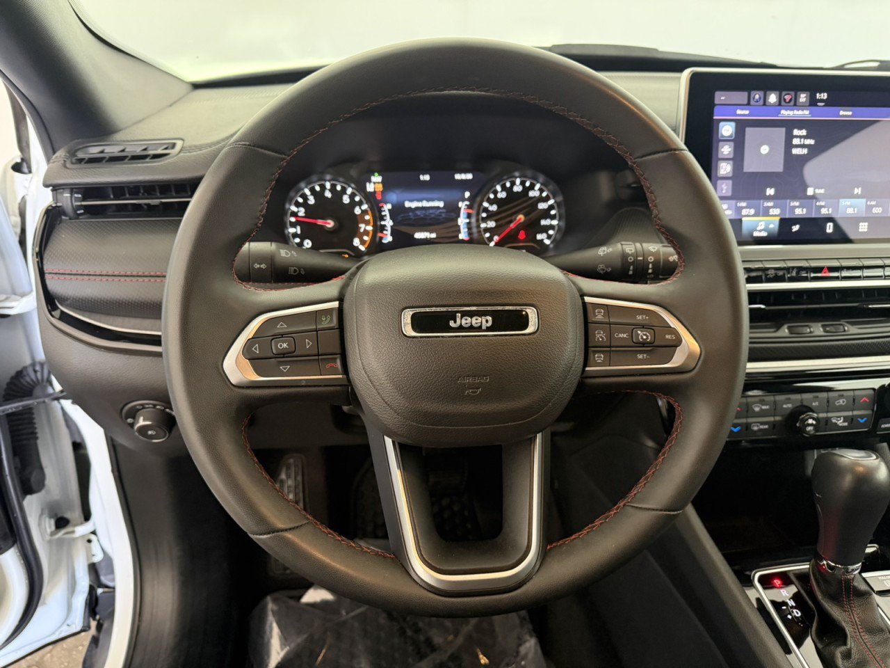 Used 2024 Jeep Compass Trailhawk AWD/4WD image 20