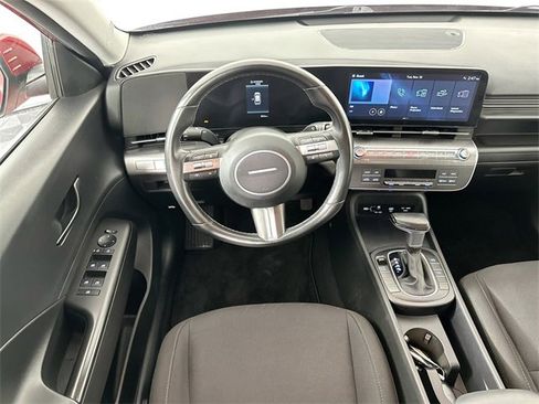 Used 2024 Hyundai Kona SEL image 10