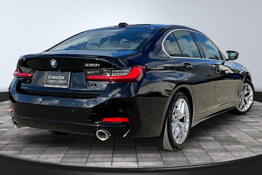 Used 2025 BMW 330i Sedan RWD image 7