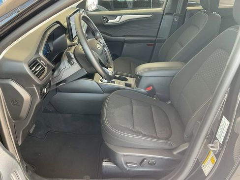 Used 2024 Ford Escape Active w/ Tech Pack #2 AWD/4WD image 10
