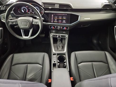 Used 2022 Audi Q3 2.0T Premium w/ Convenience Package image 15