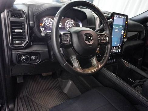 Used 2025 RAM 2500 Limited AWD/4WD image 10