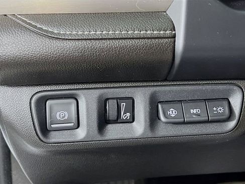 Certified 2021 GMC Acadia Denali w/ Trailering Package image 9