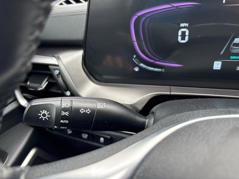 Used 2025 Kia Telluride S image 18