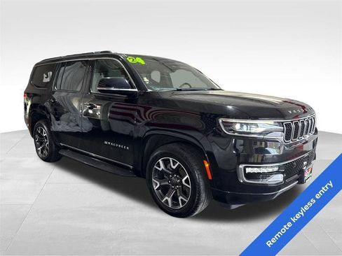 Used 2024 Jeep Wagoneer Series III AWD/4WD image 3