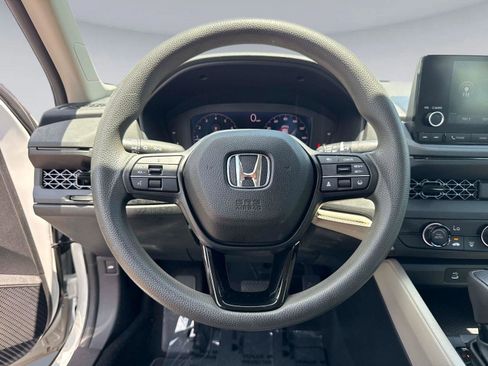 Certified 2023 Honda Accord LX image 25