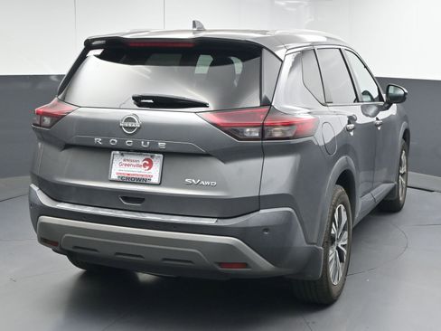 Used 2022 Nissan Rogue SV w/ SV Premium Package image 8