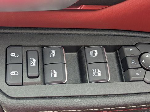 Used 2026 RAM 1500 Rebel w/ Rebel Level 1 Equipment Group AWD/4WD image 12