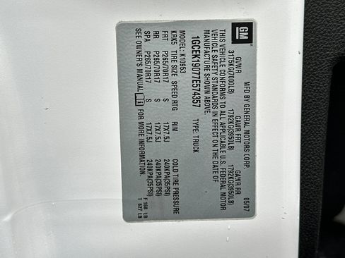 Used 2007 Chevrolet Silverado 1500 LT w/ Suspension Package, Off-Road" image 25