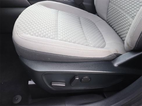 Certified 2020 Ford Escape SE image 14