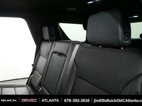 Used 2025 Chevrolet Tahoe LT AWD/4WD image 19