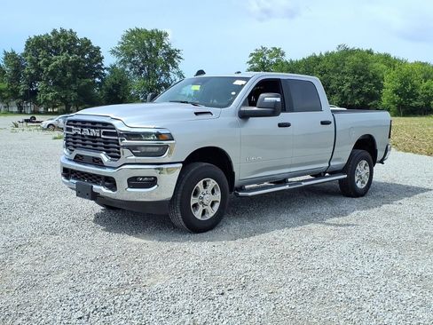 Used 2026 RAM 2500 Big Horn AWD/4WD image 11