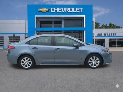 Used 2024 Toyota Corolla LE FWD image 7