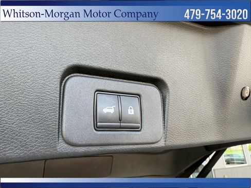 Used 2024 Nissan Rogue SV FWD image 30