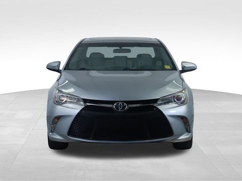 Used 2016 Toyota Camry SE FWD image 7
