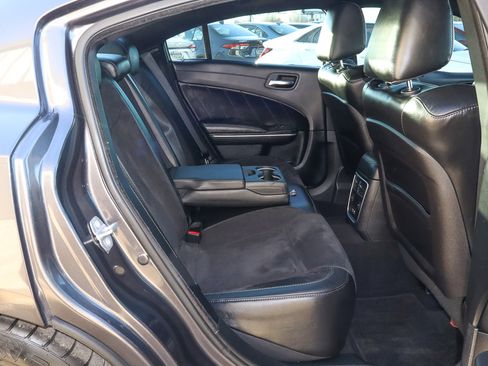 Used 2019 Dodge Charger Scat Pack w/ Plus Group image 25