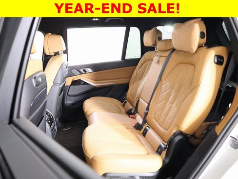 Used 2023 BMW X7 xDrive40i w/ Executive Package image 36