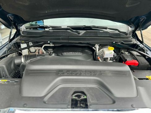 Used 2024 RAM 2500 Big Horn w/ Bed Utility Group image 14