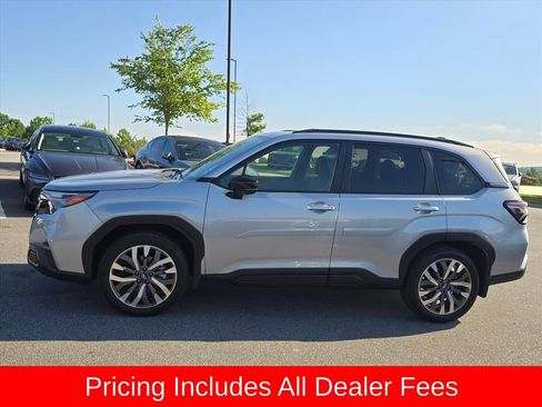 Used 2025 Subaru Forester Touring w/ Popular Package - Touring AWD/4WD image 6