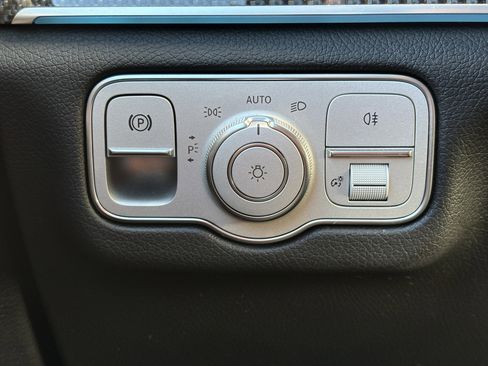 Used 2022 Mercedes-Benz GLE 53 AMG 4MATIC Coupe image 30