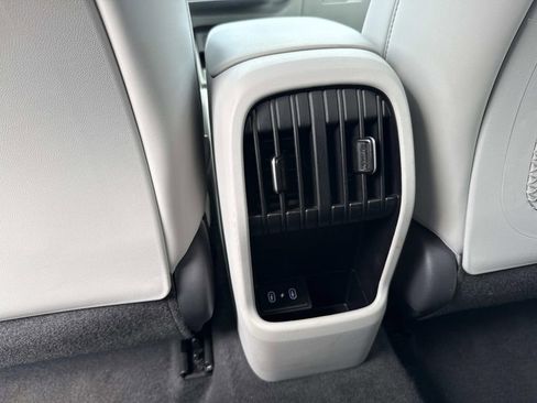 Used 2024 Hyundai Kona Limited image 20