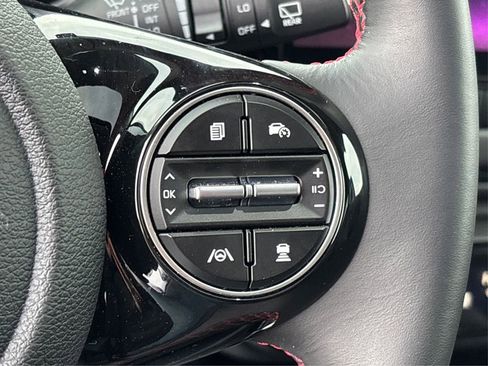 Used 2025 Kia Soul GT-Line w/ GT-Line Technology Package image 27