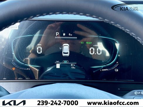 New 2025 Kia Sportage EX image 38