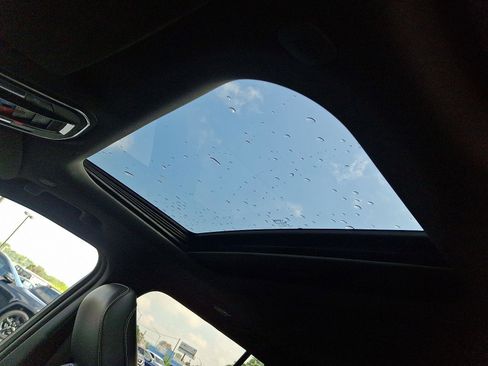 Used 2023 Jeep Grand Cherokee Altitude image 14